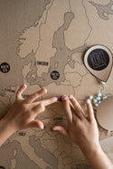Διακοσμητικός χάρτης της Ευρώπης από χαρτόνι Ι DIY